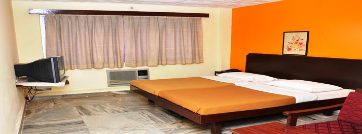 1904/Hotel Udhayam - Karaikudi 04.jpg